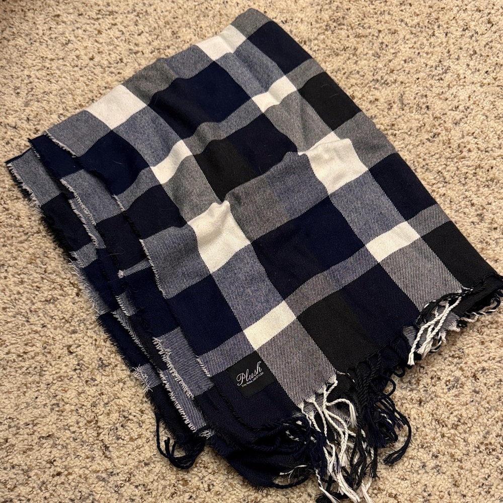 Plaid Black and White Scarf